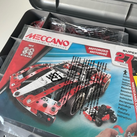 Meccano 27 in 1 Supercar, robotics, STEAM - Picture 5 of 10